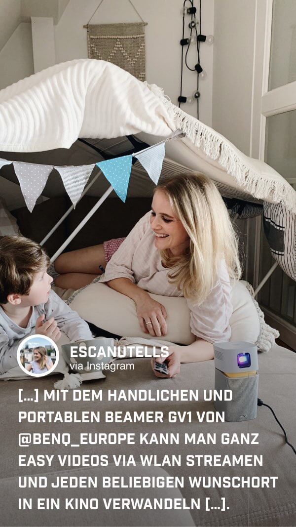 @escanutells genießt ihre Lieblingsfilme an ihrem Wunschort.