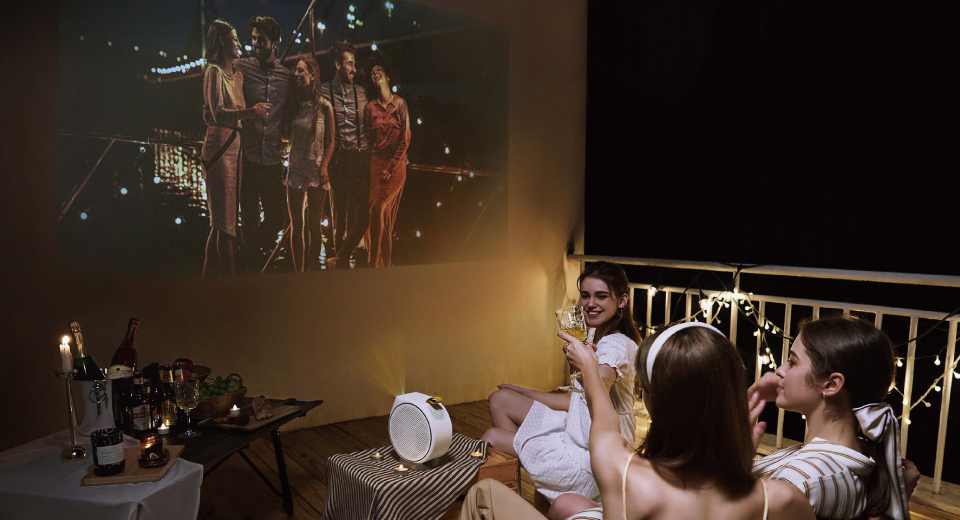 How Sound Design Helps Enhance the Portable Projector Viewing ...