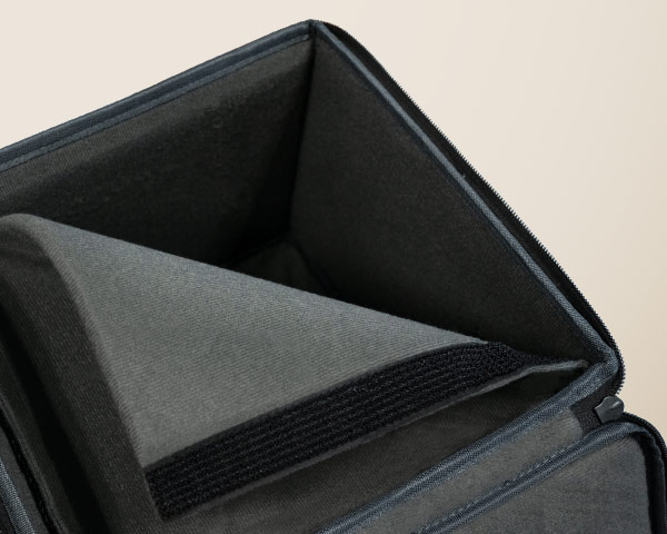 séparateur Velcro flexible et durable à l'intérieur de la Housse de Transport BenQ pour GP100A et GP520 pour un rangement personnalisé