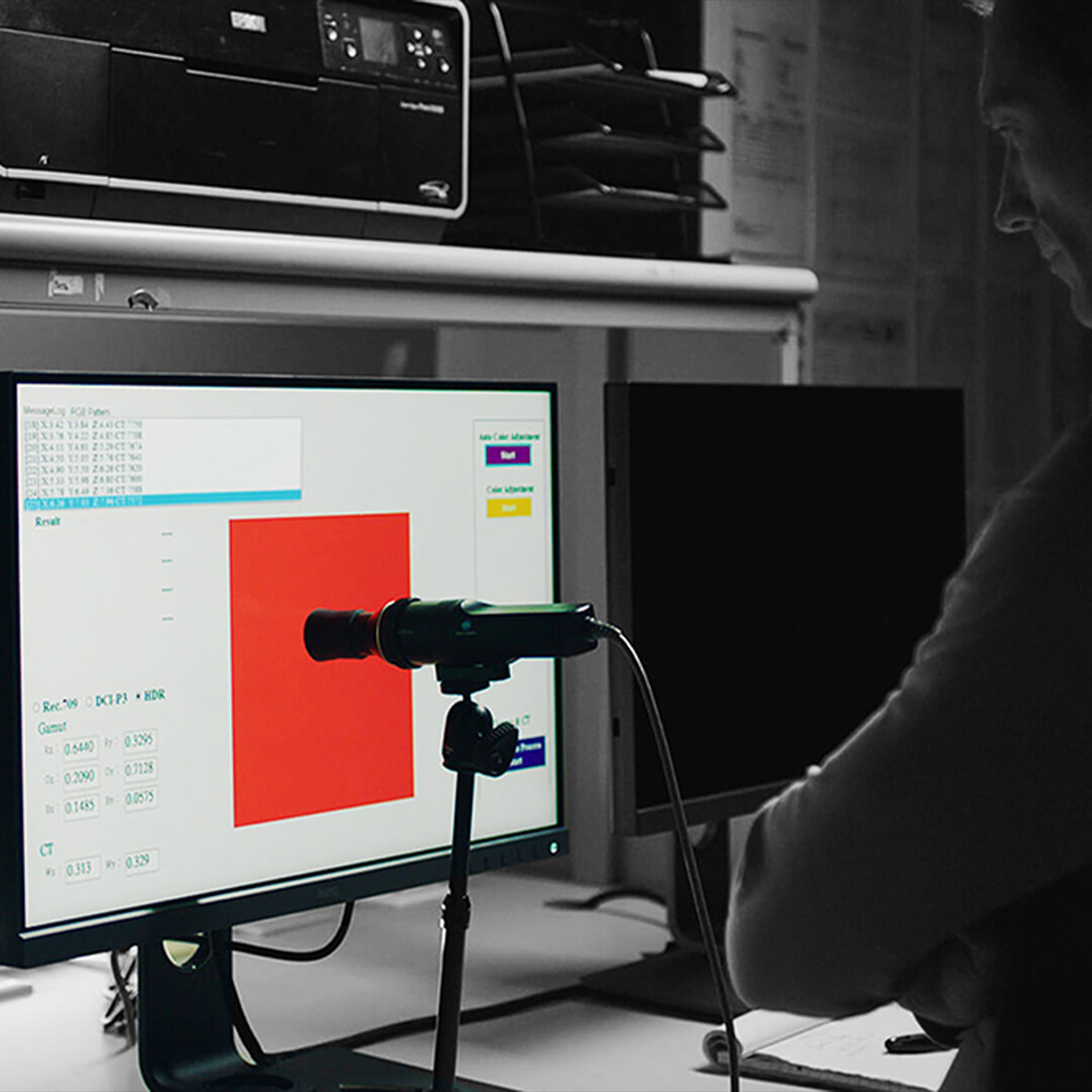 PD3200Q covers 100% sRGB and 100% Rec.709 color spaces. Amazing Delta  E <= 3 ensures superb accuracy. 