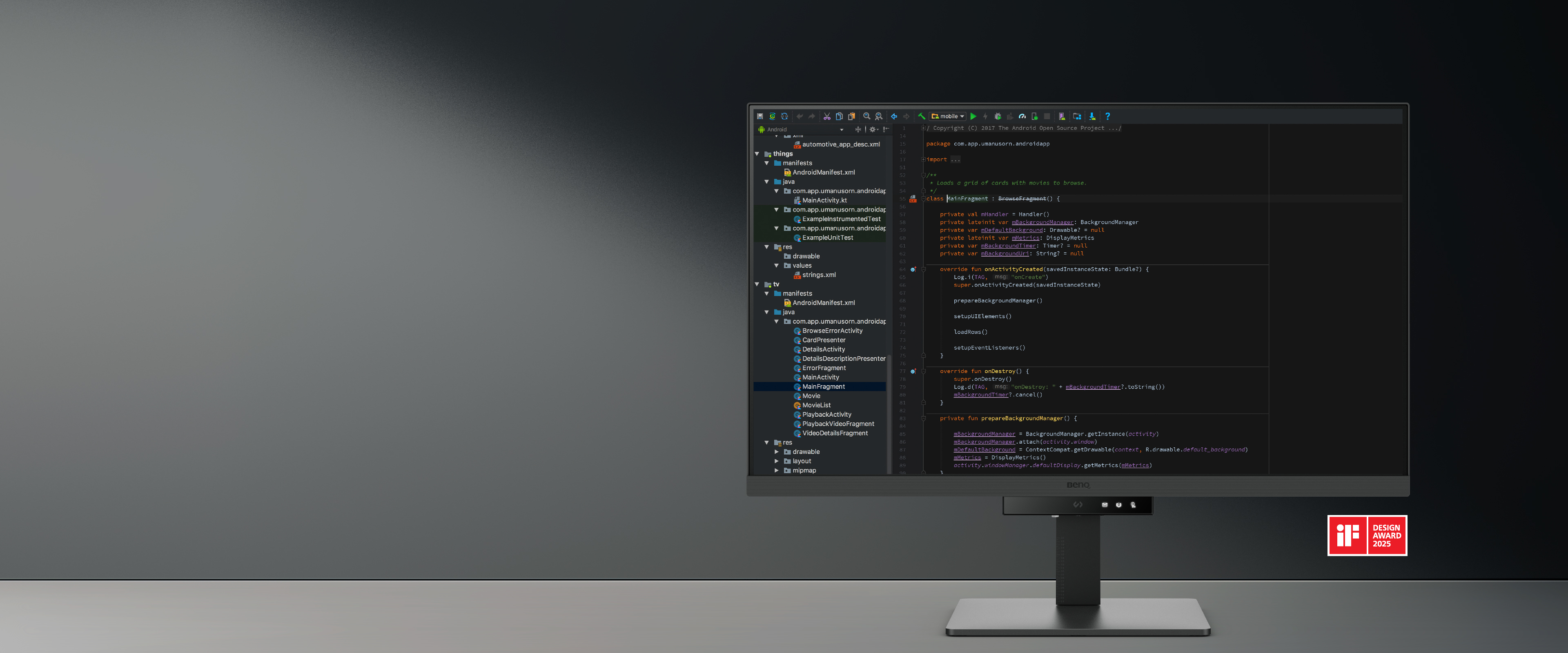 Monitor BenQ RD320U podporuje produktivitu programátorů prostřednictvím zadního osvětlení, nano matného panelu a pokročilých režimů psaní kódu. Tyto režimy v rámci světlých i tmavých témat nabízejí křišťálově čisté fonty pro lepší rozlišení kódu, které lze přizpůsobit různým vývojovým pracovním prostředím.