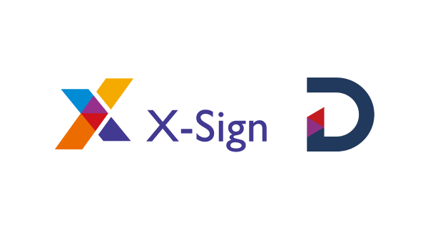 User managing ST04 signage remotely via intuitive interface, simplifying content updates in school networks.